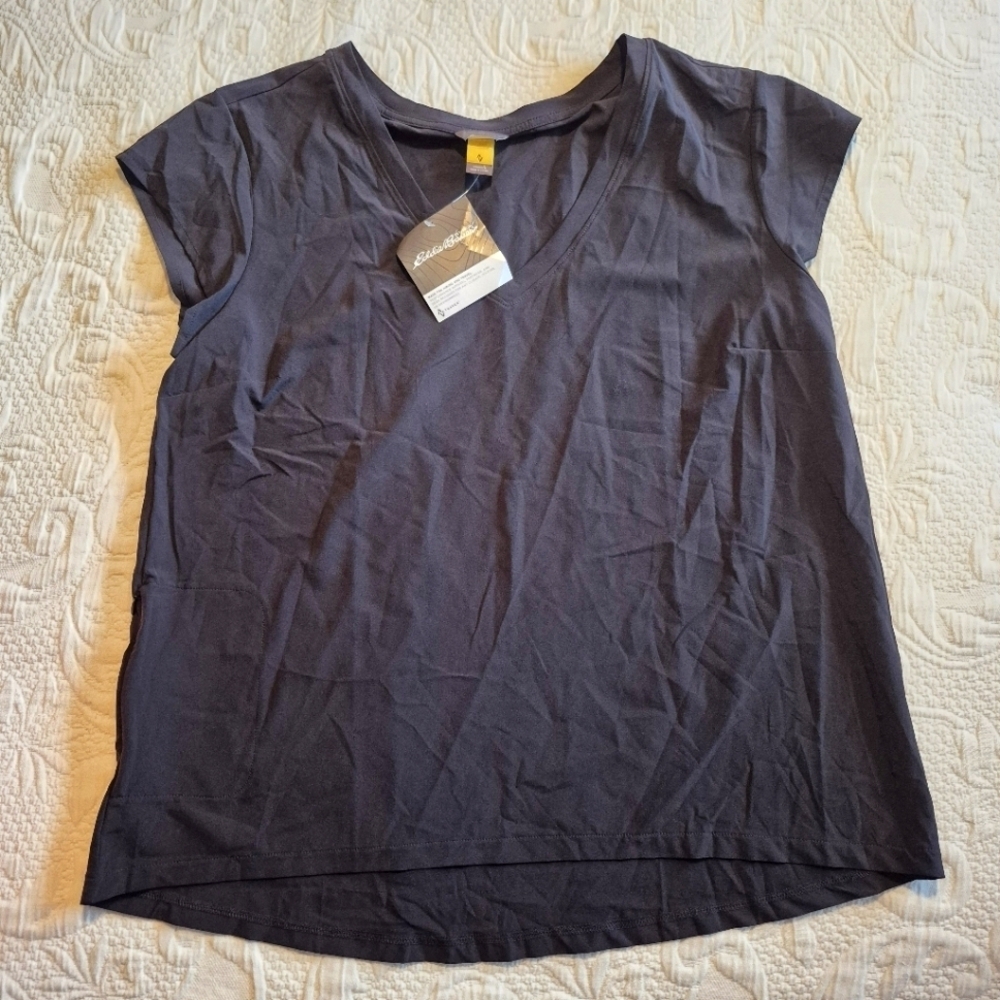 Eddie Bauer women's size Large Departure short sleeve V Neck shirt black NEW